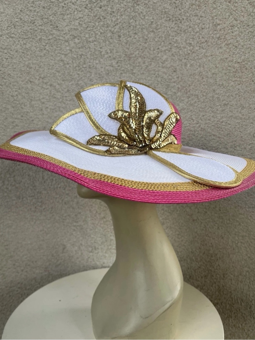 Vintage 80s glam large brim hat gold sequins flower pink white faux straw Sz 22”
